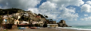 mare, barche, spiaggia, nuvole, borgo, panorama, case, torre, cielo
